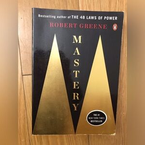 Mastery paperback book by Robert Greene